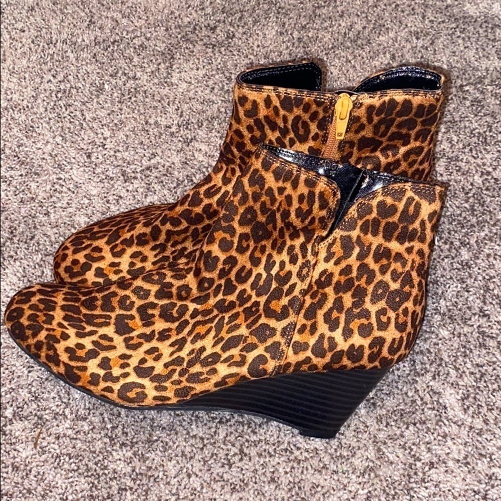 LEOPARD Wedge Booties By JoliMall Size 10